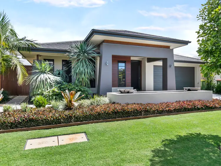 Second view of Homely house listing, 5 Seawater Street, Thornlands QLD 4164