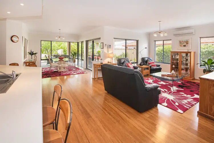 50 Marseilles Drive, Yalyalup WA 6280