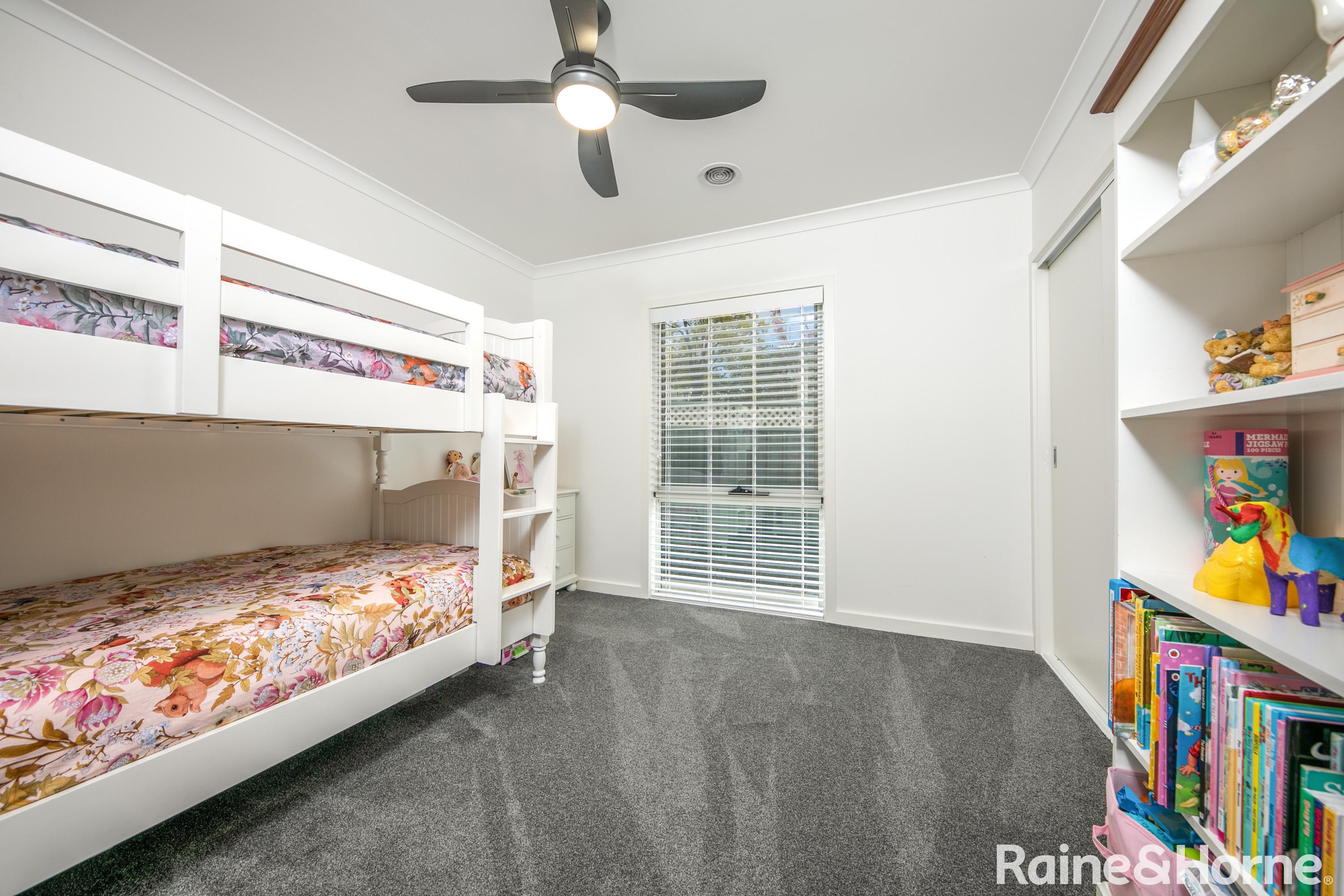 Fifth view of Homely house listing, 2/11 Worcester Road, Gisborne VIC 3437