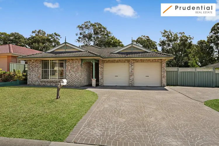 3 Moss Place, St Helens Park NSW 2560