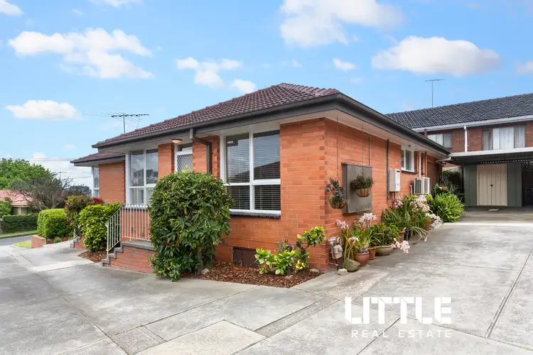 2/5 Howden Street, Oakleigh East VIC 3166