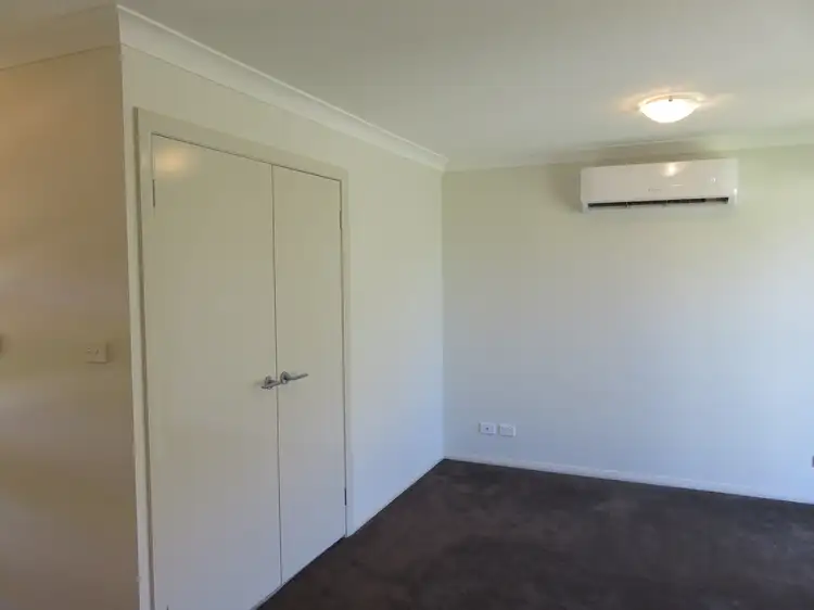 Fifth view of Homely semi-detached listing, 40 Sapphire Drive, Rutherford NSW 2320