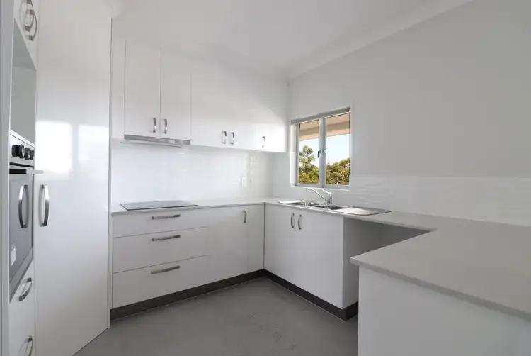 Fifth view of Homely house listing, 76 Esplanade, Point Vernon QLD 4655