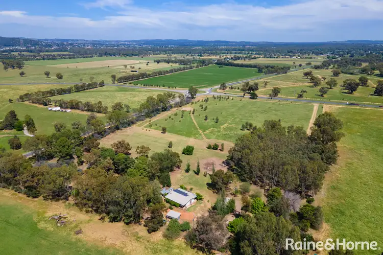 233 OURA ROAD, North Wagga Wagga NSW 2650