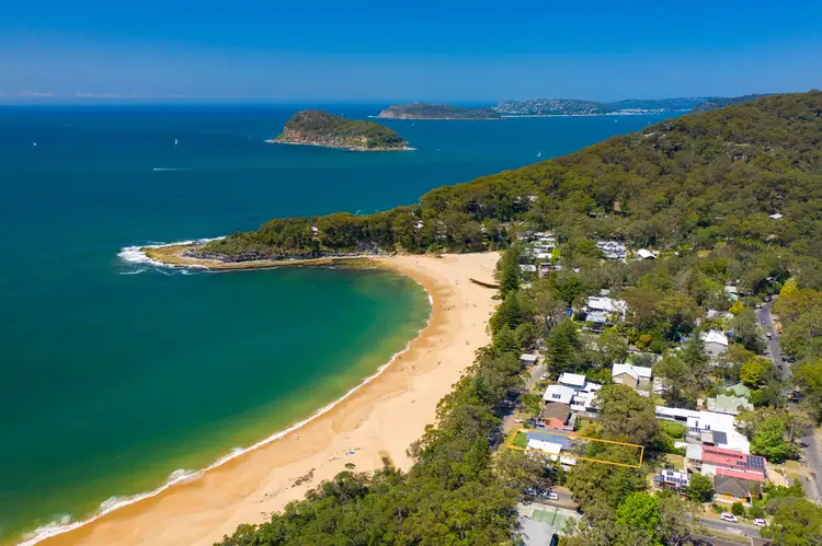 10 Pearl Parade, Pearl Beach NSW 2256