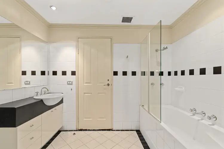 Fifth view of Homely apartment listing, 104/110 Alfred Street, Milsons Point NSW 2061