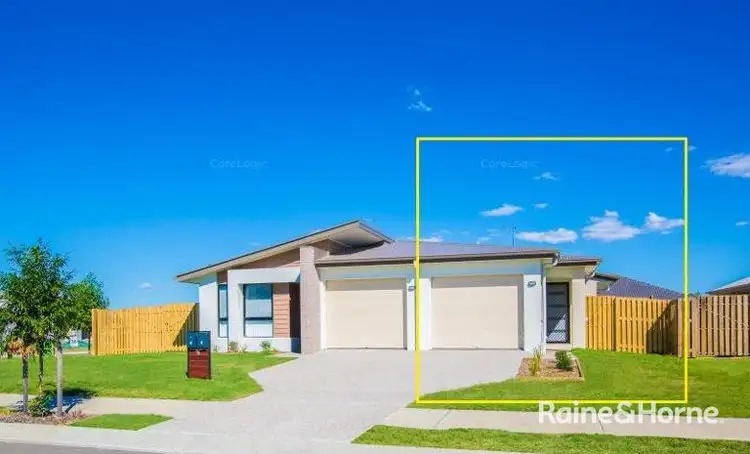 2/5 Swallowtail Street, Rosewood QLD 4340