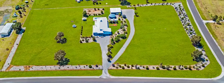 Second view of Homely house listing, 2 Woodswallow Close, Tamworth NSW 2340