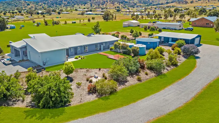 Third view of Homely house listing, 2 Woodswallow Close, Tamworth NSW 2340