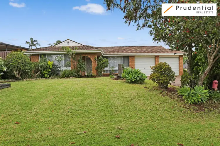 15 Demetrius Road, Rosemeadow NSW 2560