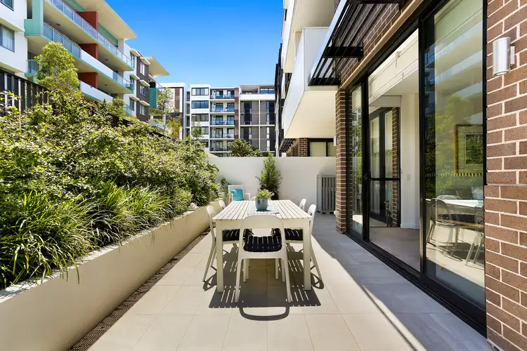 2004/53 Wilson Street, Botany NSW 2019