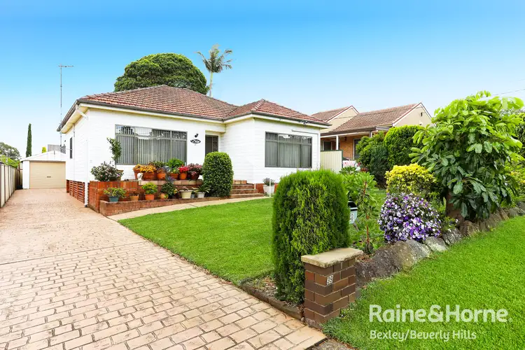 39 Roseview Ave, Roselands NSW 2196