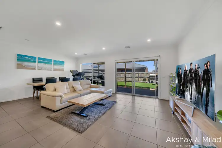 Second view of Homely house listing, 14 Colville Crescent, Keysborough VIC 3173