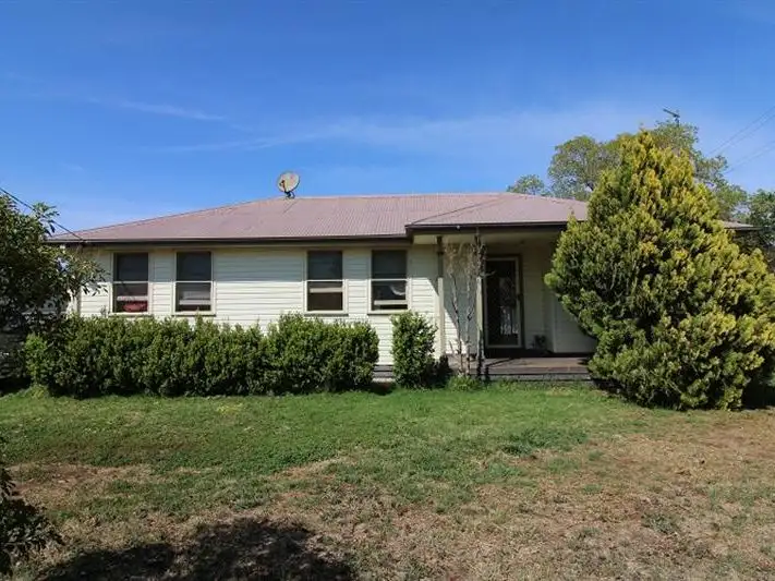 4 Wattle  Street, Dubbo NSW 2830
