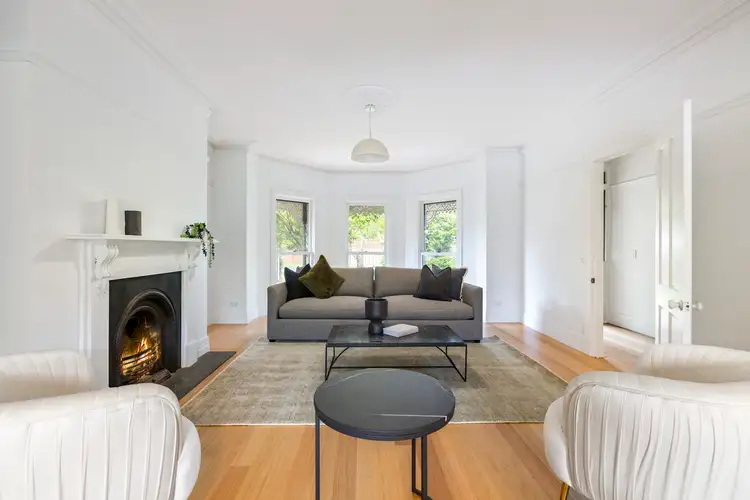 36 Retreat Road, Hampton VIC 3188