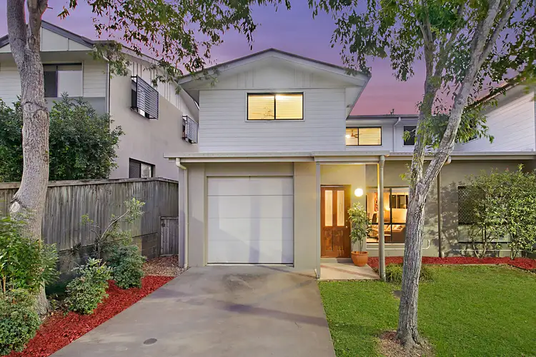 21 Tobruk Street