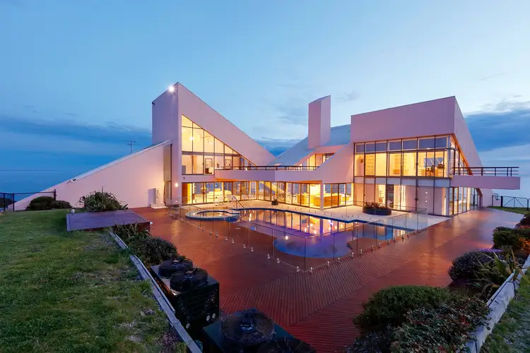 135 Punch Bowl Road, San Remo VIC 3925