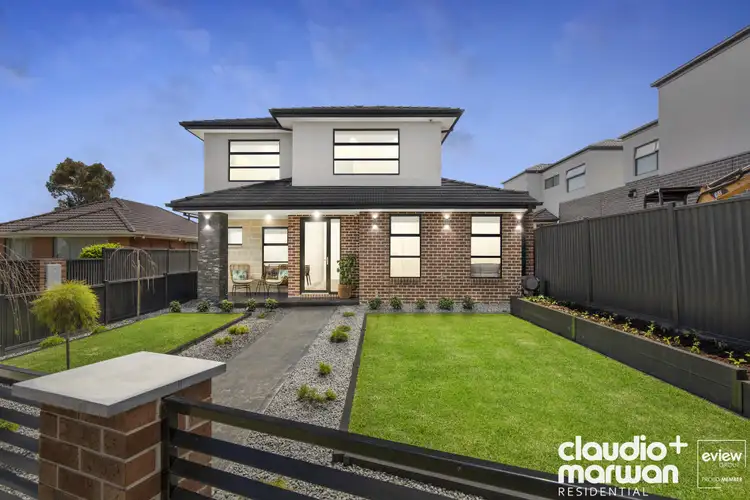 1/18 Barina Road, Oak Park VIC 3046