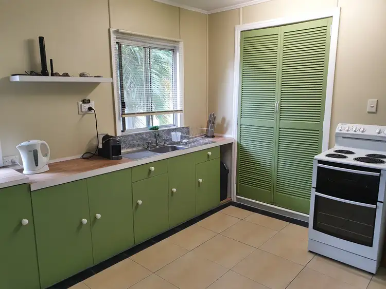 Seventh view of Homely house listing, 18 Fifth Avenue, Home Hill QLD 4806