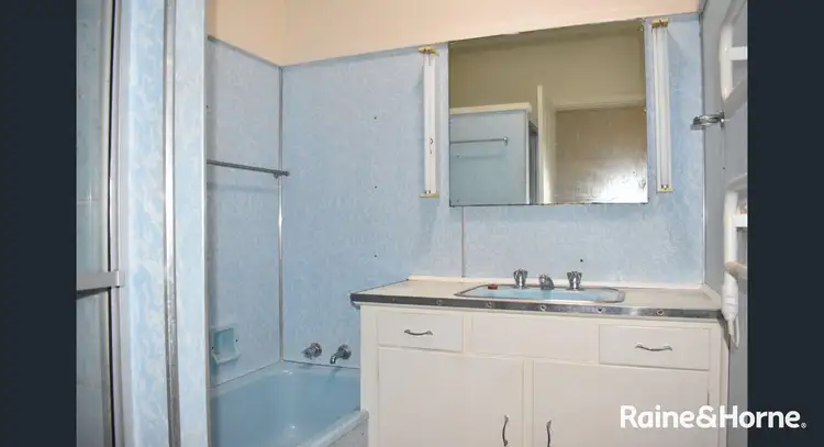 Seventh view of Homely house listing, 35 Thornbury Street, Parkes NSW 2870
