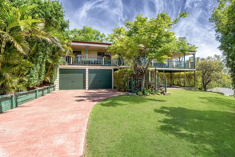 1 Arup Tce, Edens Landing QLD 4207