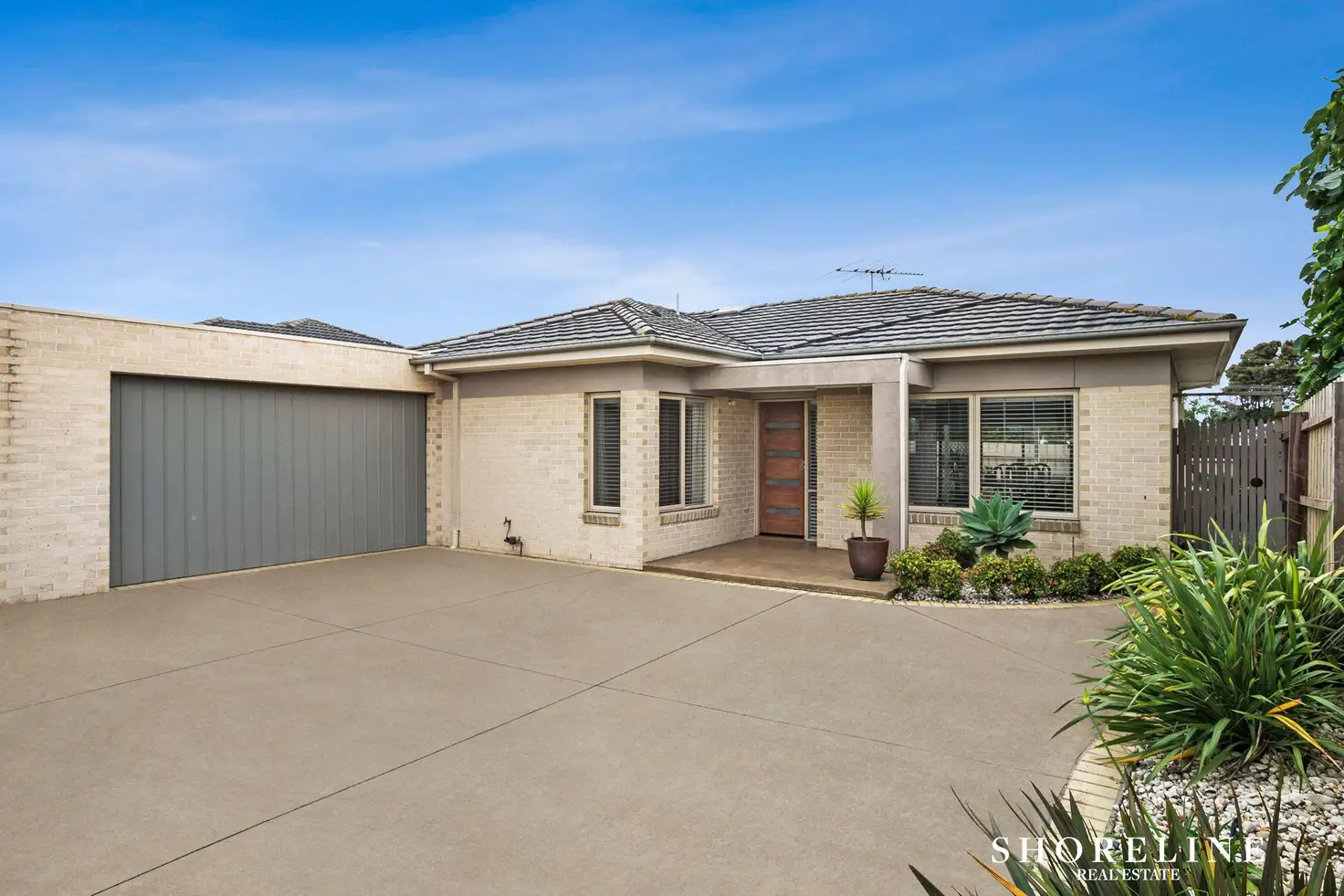 Main view of Homely house listing, 2/4 Moorfield Avenue, Rosebud VIC 3939