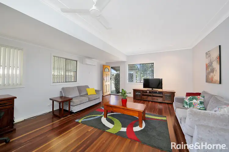 15 Lloyd Street, Walkervale QLD 4670