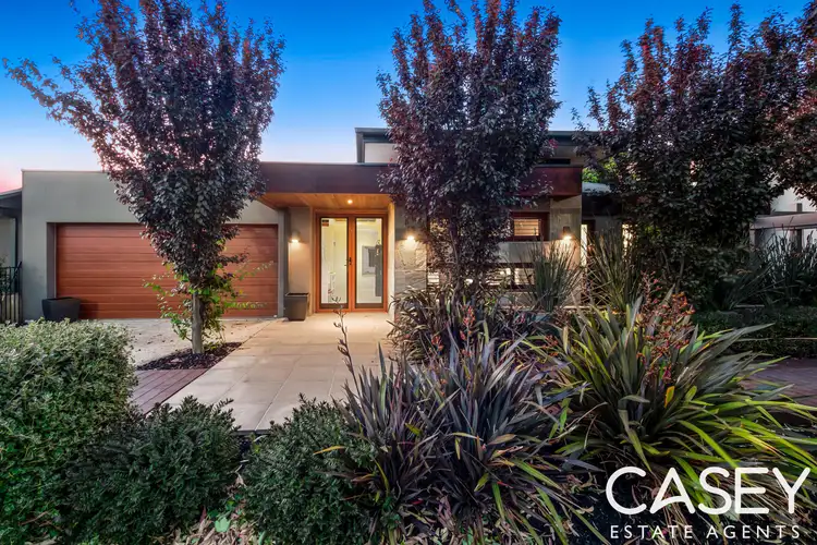 28 Red Maple Drive, Cranbourne West VIC 3977