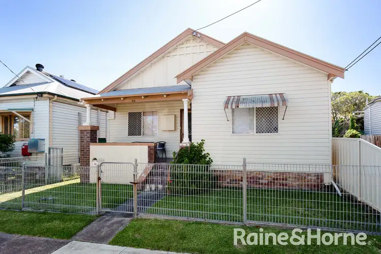 64 Barton Street, Mayfield NSW 2304