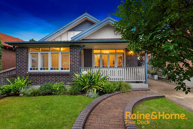 28 Mons Street, Russell Lea NSW 2046
