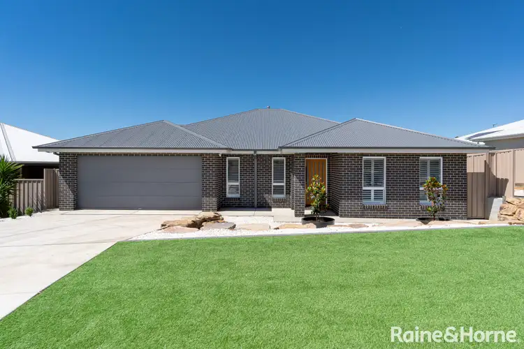 1/75 Brindabella Drive, Tatton NSW 2650