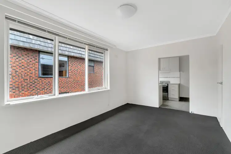 Fourth view of Homely apartment listing, 15/18 South Terrace, Clifton Hill VIC 3068