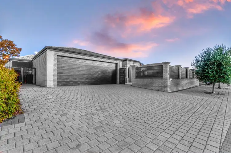 18 San Pedro Turn, Iluka WA 6028