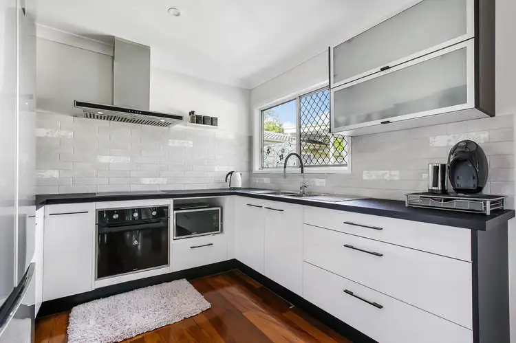 Second view of Homely house listing, 7 LOYNES STREET, Wynnum West QLD 4178