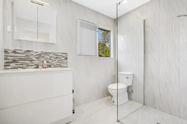 Sixth view of Homely house listing, 7 LOYNES STREET, Wynnum West QLD 4178