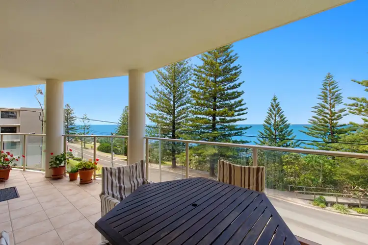 4/12 Esplanade Headland, Kings Beach QLD 4551