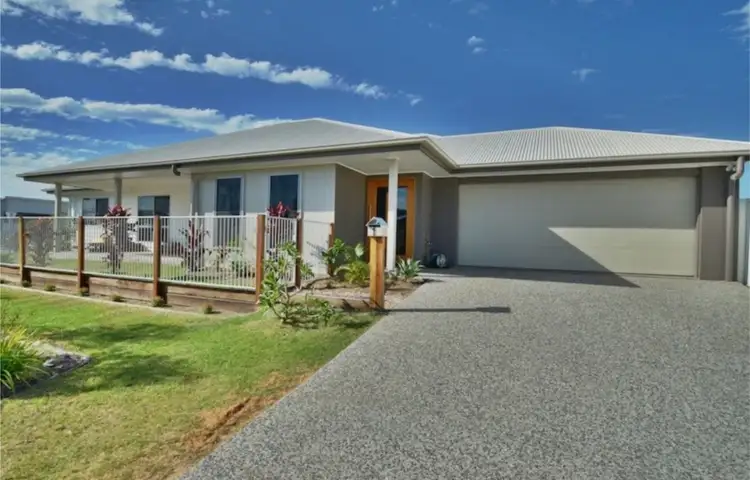 1 Burdekin Place, Pelican Waters QLD 4551