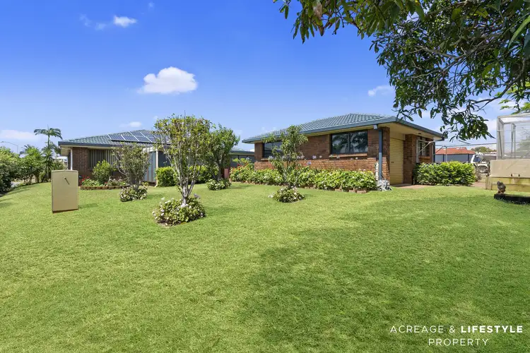 54 Bestmann Rd East, Sandstone Point QLD 4511