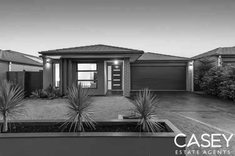 21 Albida Parade, Lyndhurst VIC 3975
