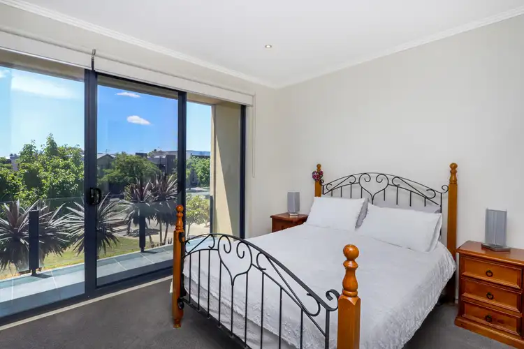 Sixth view of Homely house listing, 7 Raven Lane, Maribyrnong VIC 3032