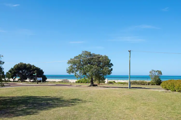 164 Geographe Bay Road, Quindalup WA 6281
