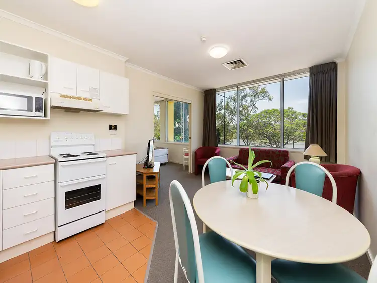 Main view of Homely unit listing, 6/435 Coronation Drive, Auchenflower QLD 4066