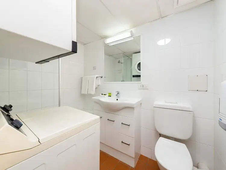Fifth view of Homely unit listing, 6/435 Coronation Drive, Auchenflower QLD 4066