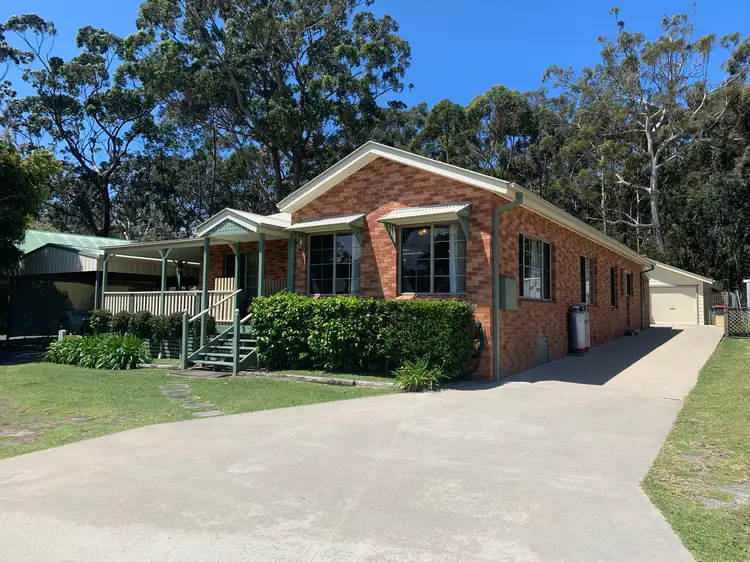 8 Wasshaven Close, Wrights Beach NSW 2540