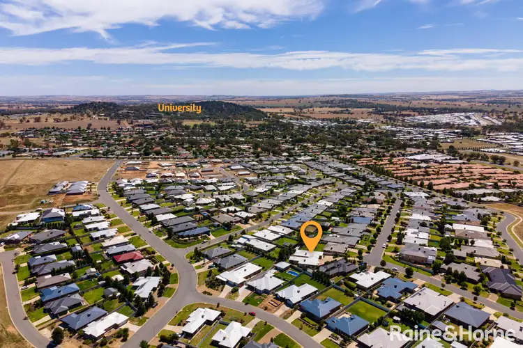 Second view of Homely house listing, 2/24 Dundale Crescent, Estella NSW 2650