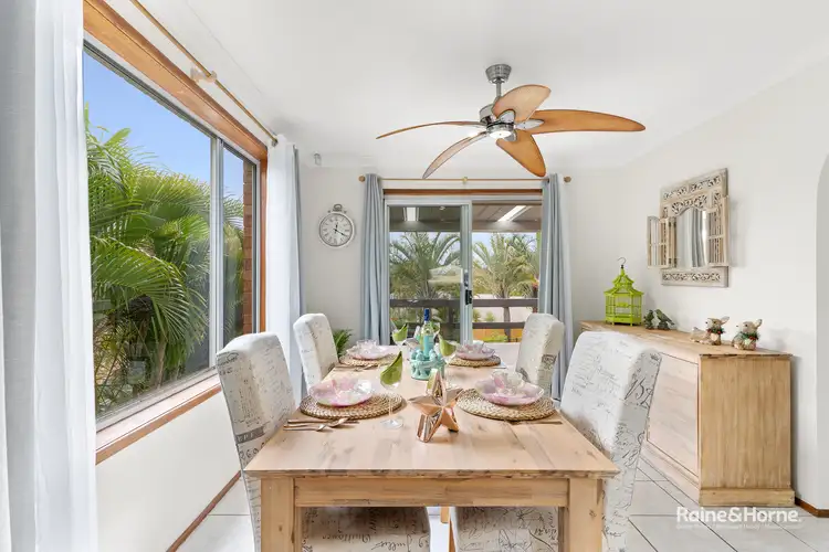 20 Wirruna Avenue, Ocean Shores NSW 2483