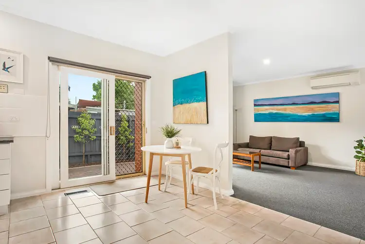 Fourth view of Homely unit listing, 2/14 Paschal Street, Bentleigh VIC 3204