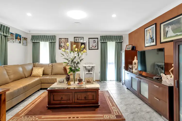 1 President Road, Albanvale VIC 3021