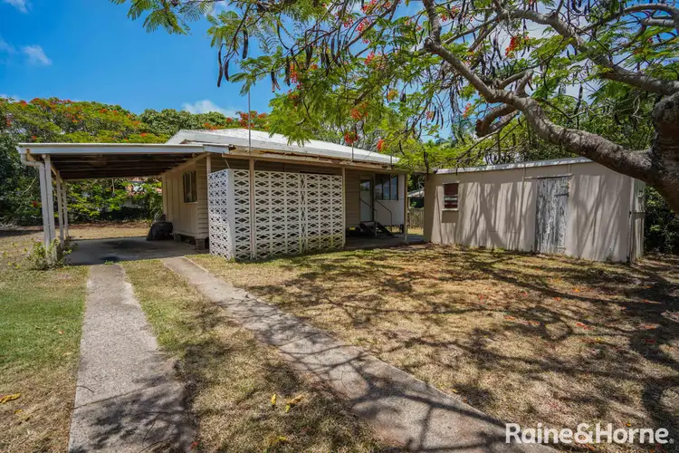 Second view of Homely house listing, 220 Long Street, PIALBA, Pialba QLD 4655