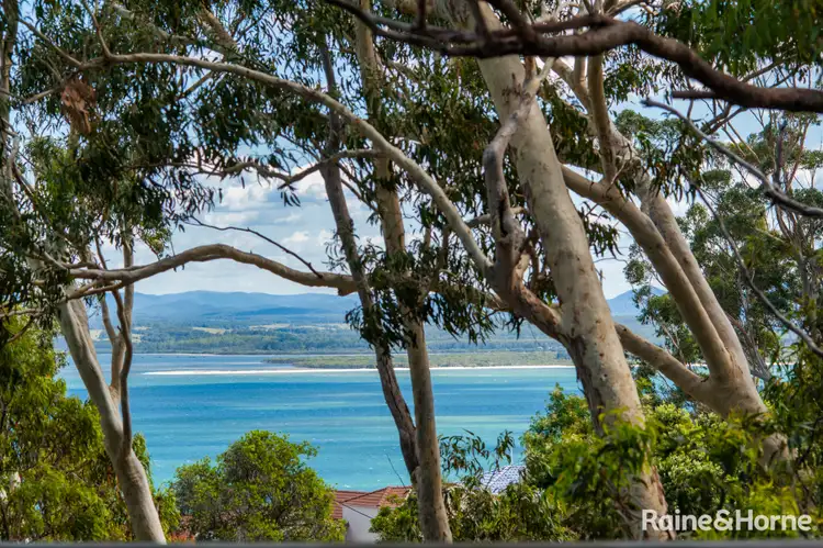 6a Canomii Close, Nelson Bay NSW 2315